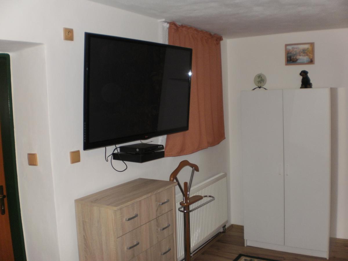 Privat Buk 100 Apartment Йндрихув Храдец Екстериор снимка